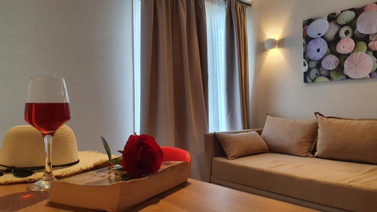 Astra Sarti Luxury Suites Екстер'єр фото