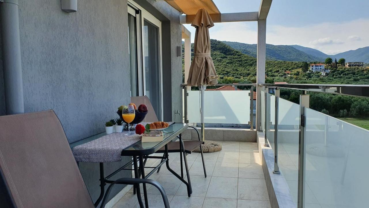 Astra Sarti Luxury Suites Екстер'єр фото
