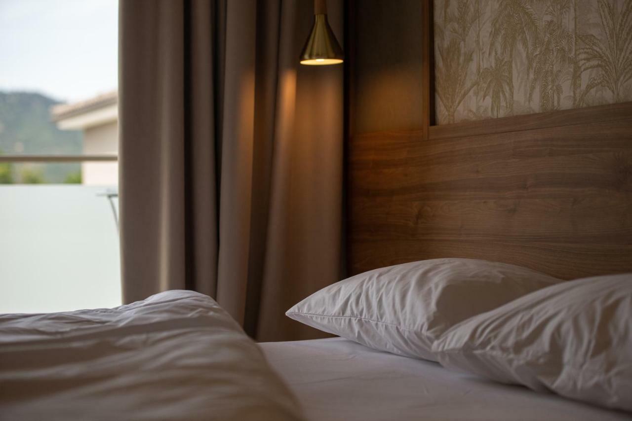 Astra Sarti Luxury Suites Екстер'єр фото
